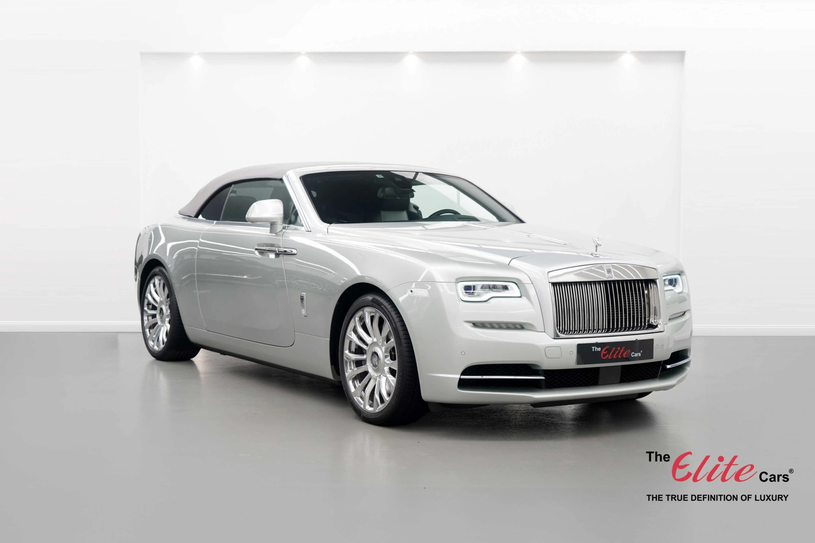 2019 ROLLS ROYCE DAWN 4 BUTTON 2019