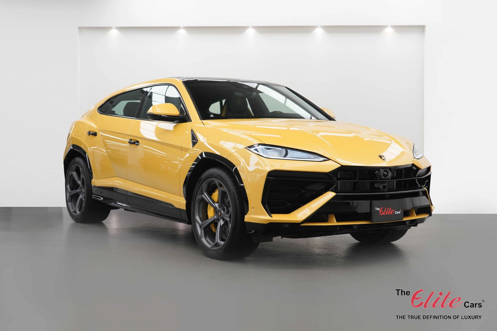 2025 LAMBORGHINI URUS SE